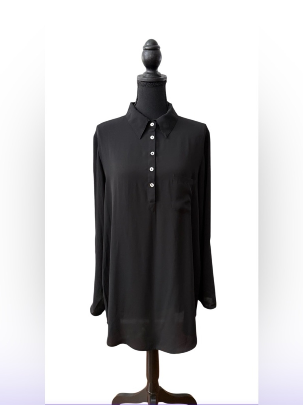 About A Girl Black Long-Sleeve Button Front Tunic Blouse